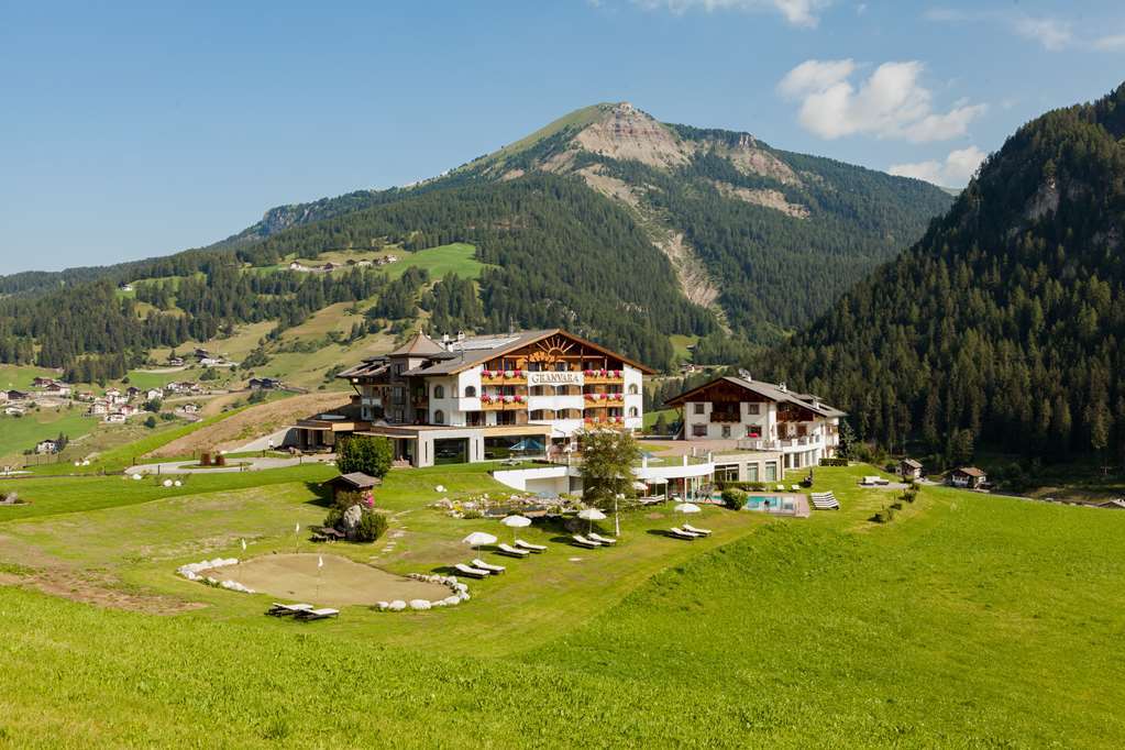 Og Granvara Relais And Spa Selva di Val Gardena Luaran gambar